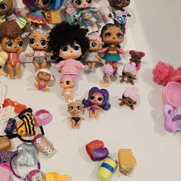 Lol Surprise Doll and Accessories Huge Lot - Picture 2 of 16